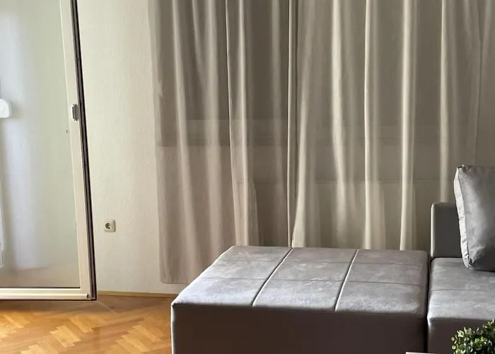 Kinderfreundliches Mit Garten By Interhome Lägenhet