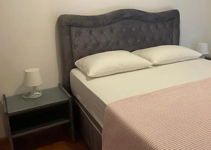 Lägenhet Kinderfreundliches Mit Garten By Interhome Split